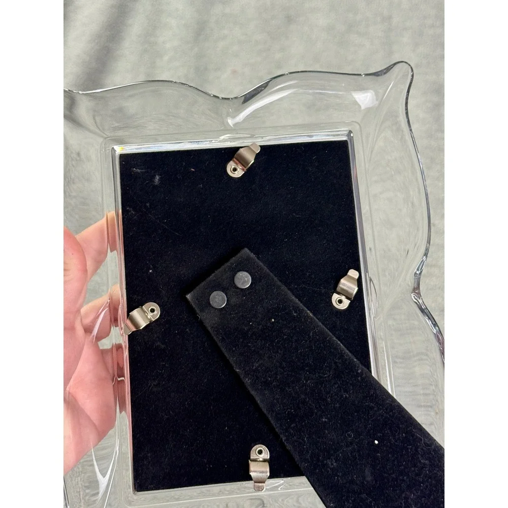 Mikasa Lead Crystal Wavy Scalloped 5x7 Picture Frame Clear Glass Modern Decor